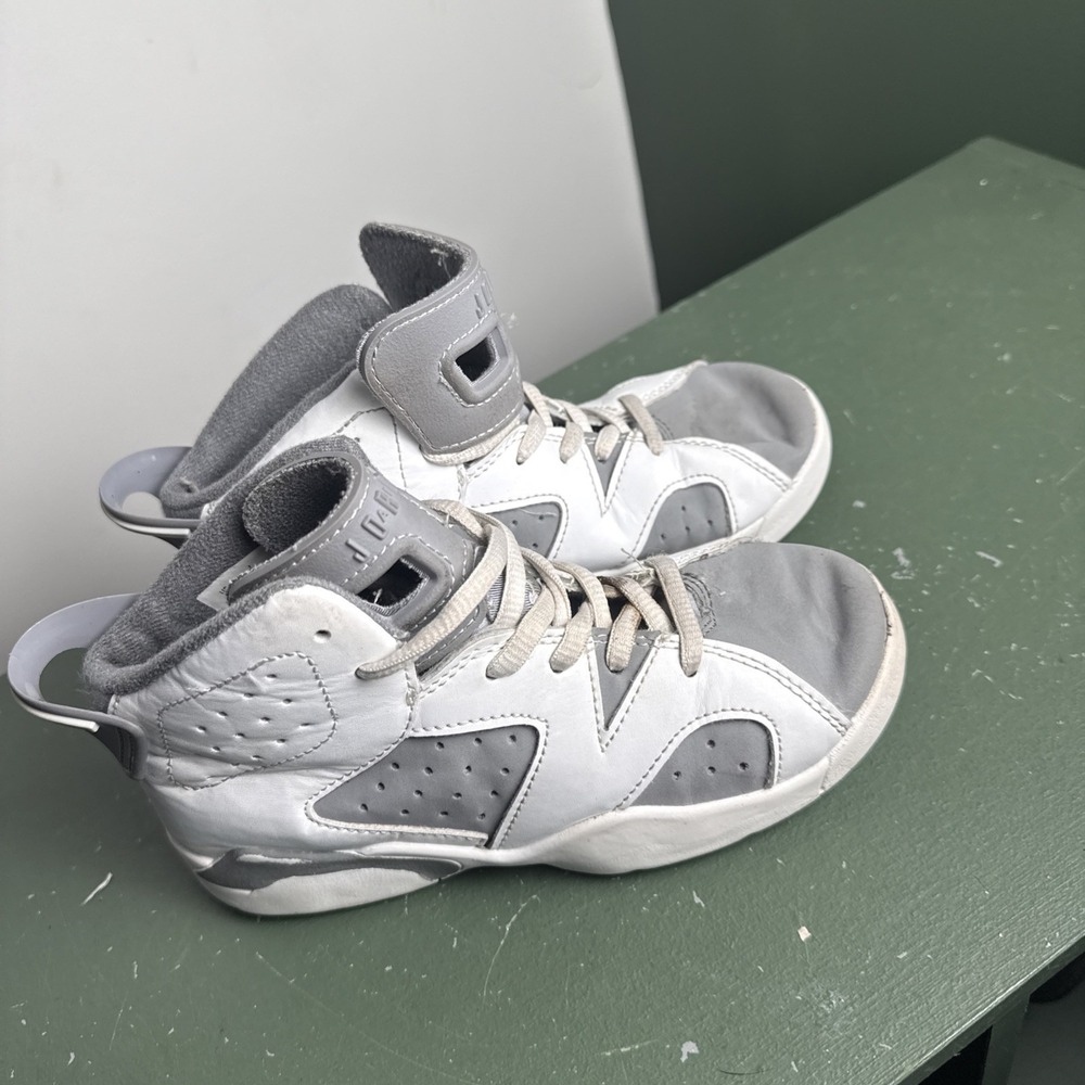 Jordan Air Jordan 6 Retro Low Cool Grey White/Medium Grey CT8529-100 Sneaker 13C
